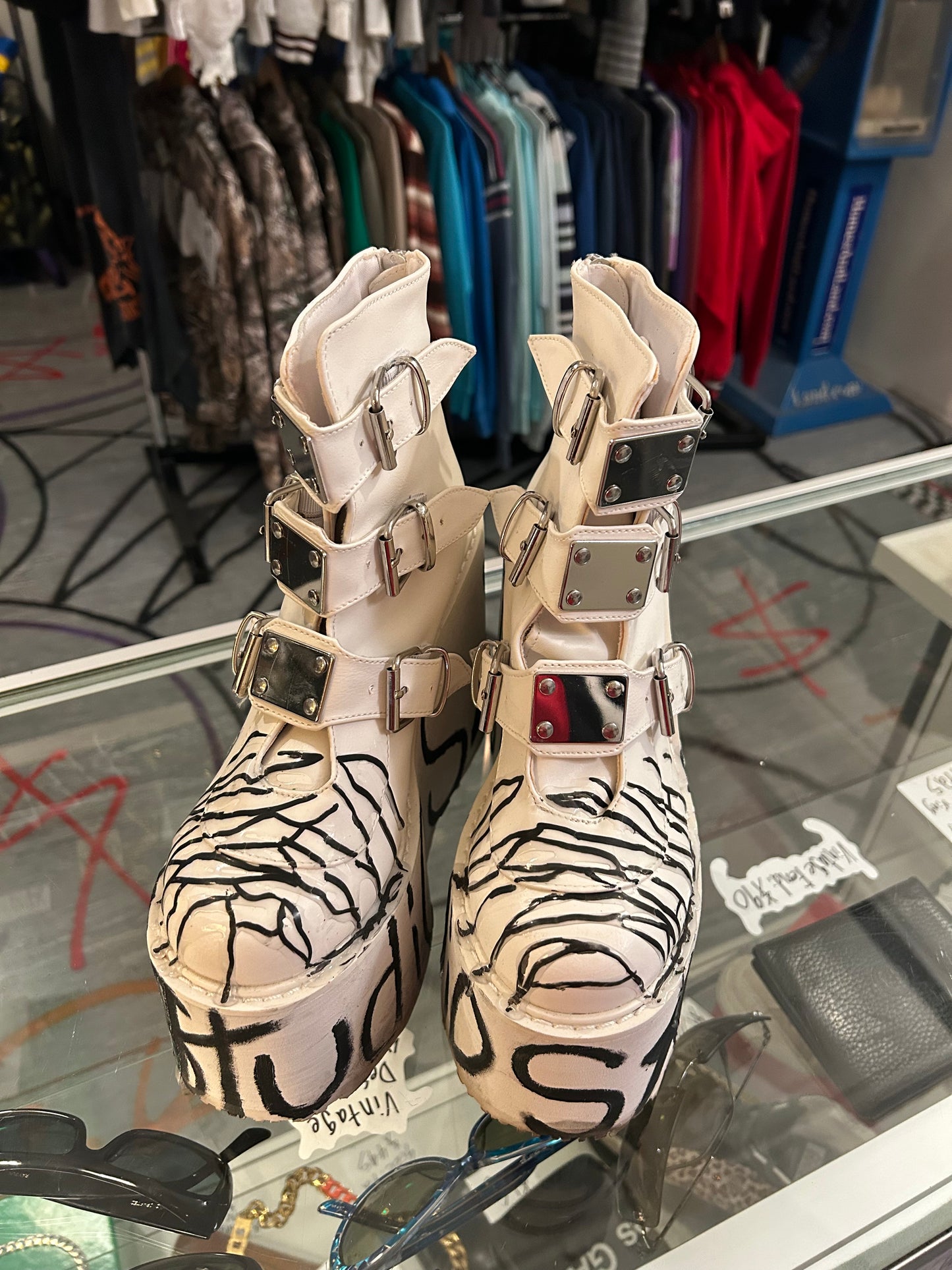 Platform $trap boots