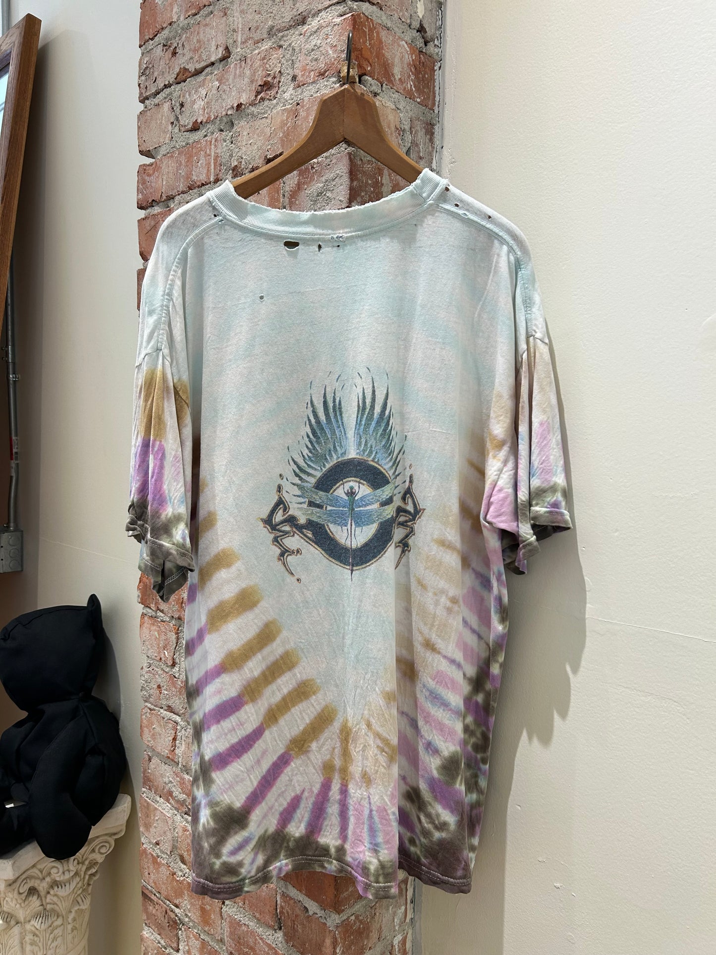 Thrashed Grateful Dead t shirt