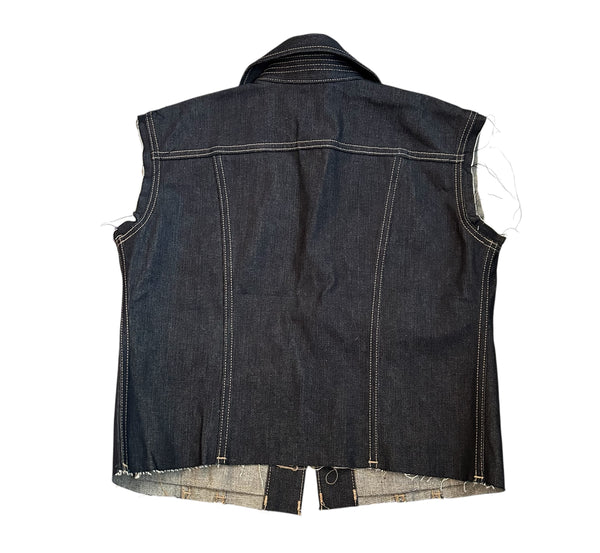 Cropped Horseshoe Sample vest