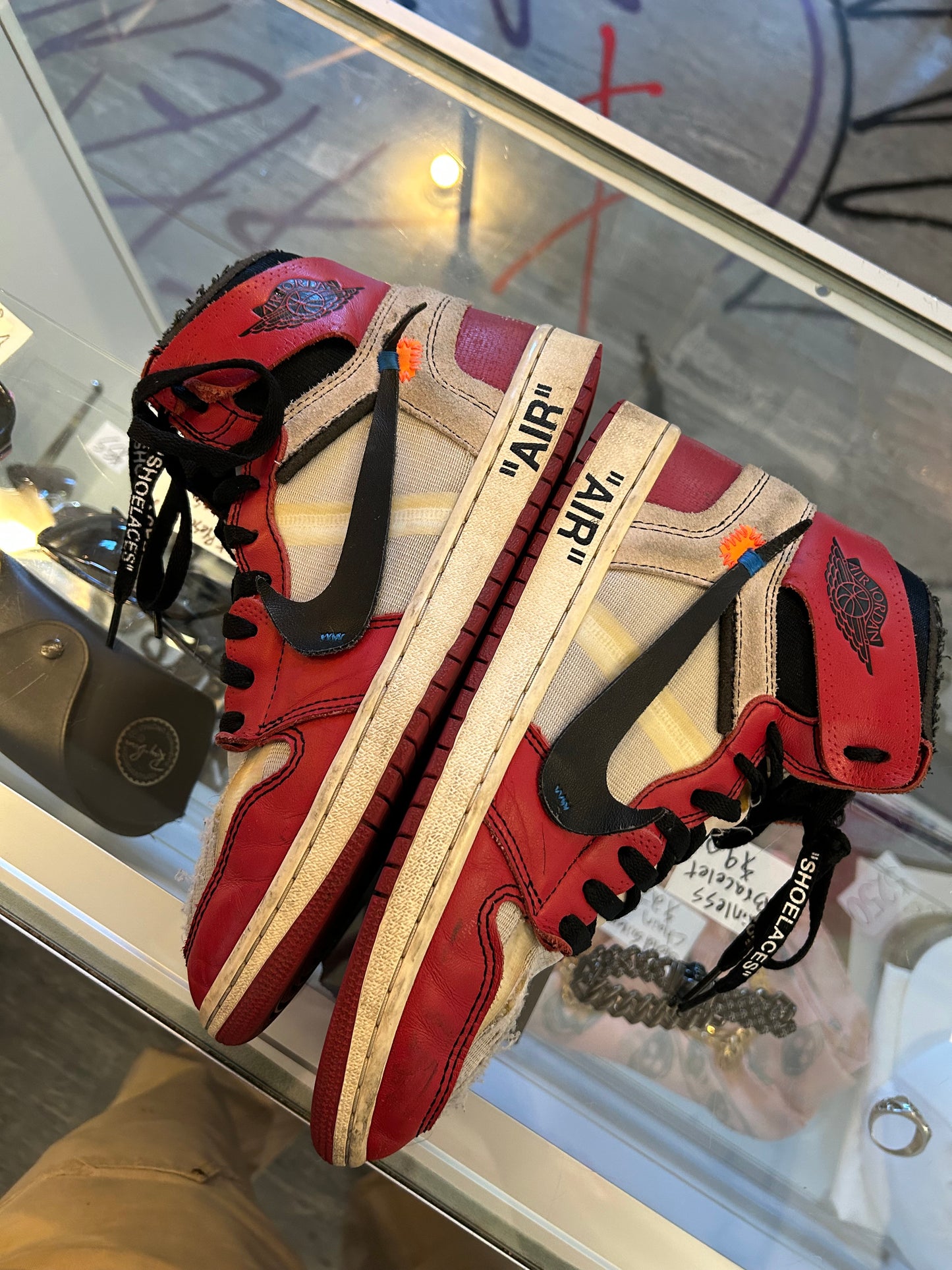 Off White Chicago Jordan 1s