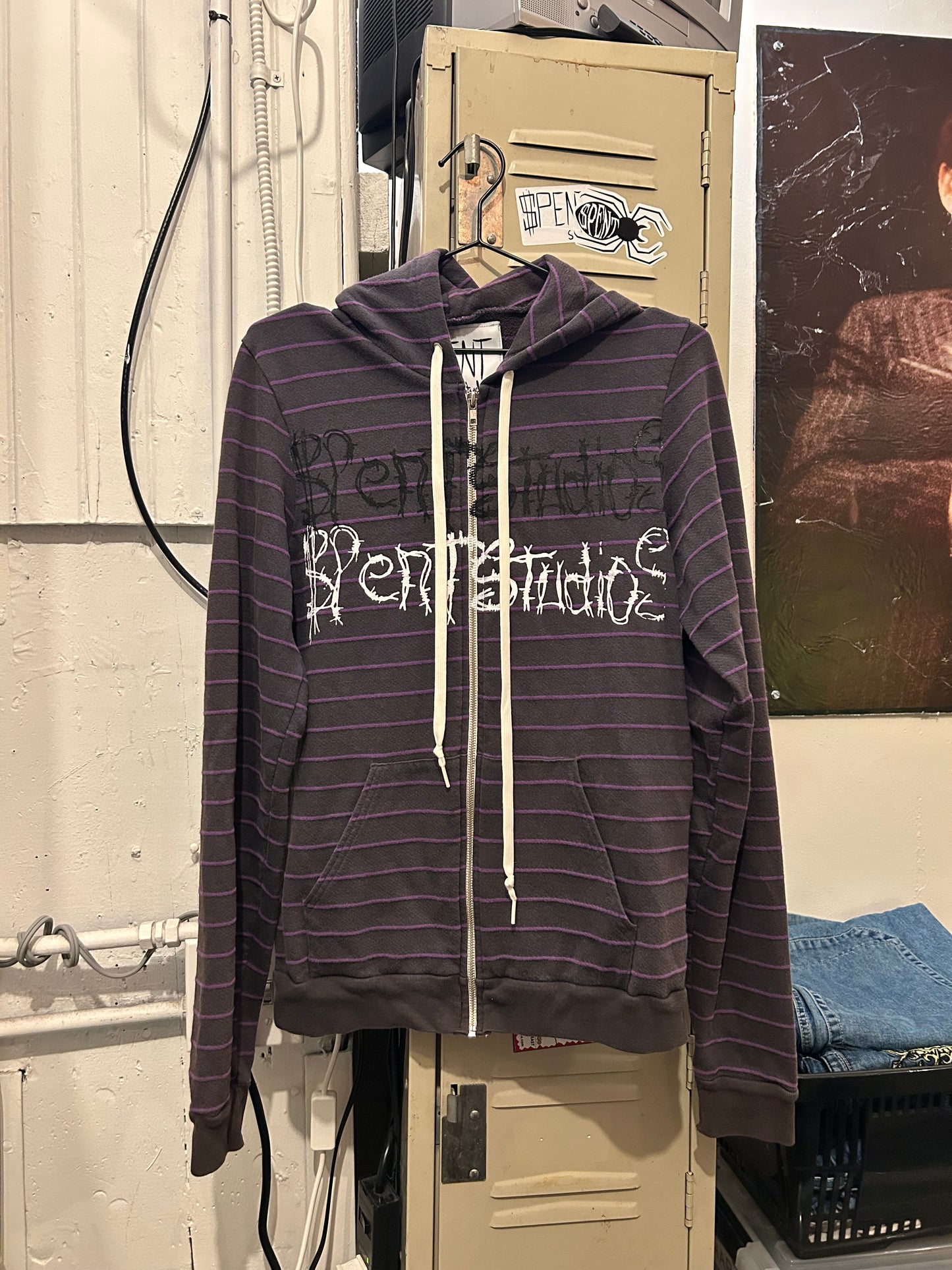 Striped Barbed Zip up