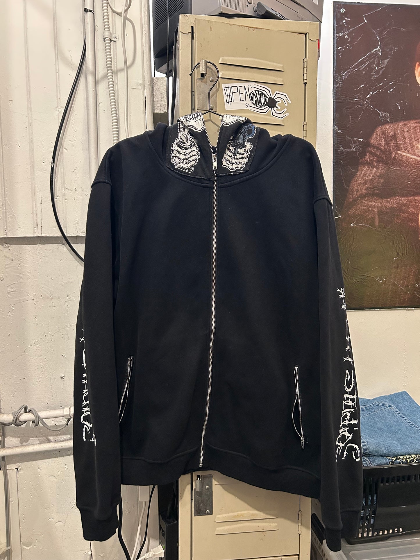 Barbed Skeleton Full Zip hoodie