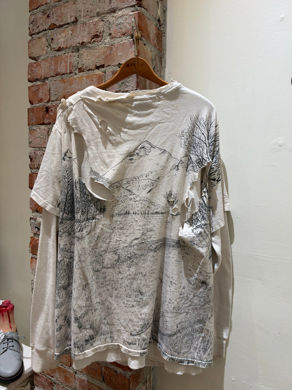 Distressed Tiger Layered Longsleeve