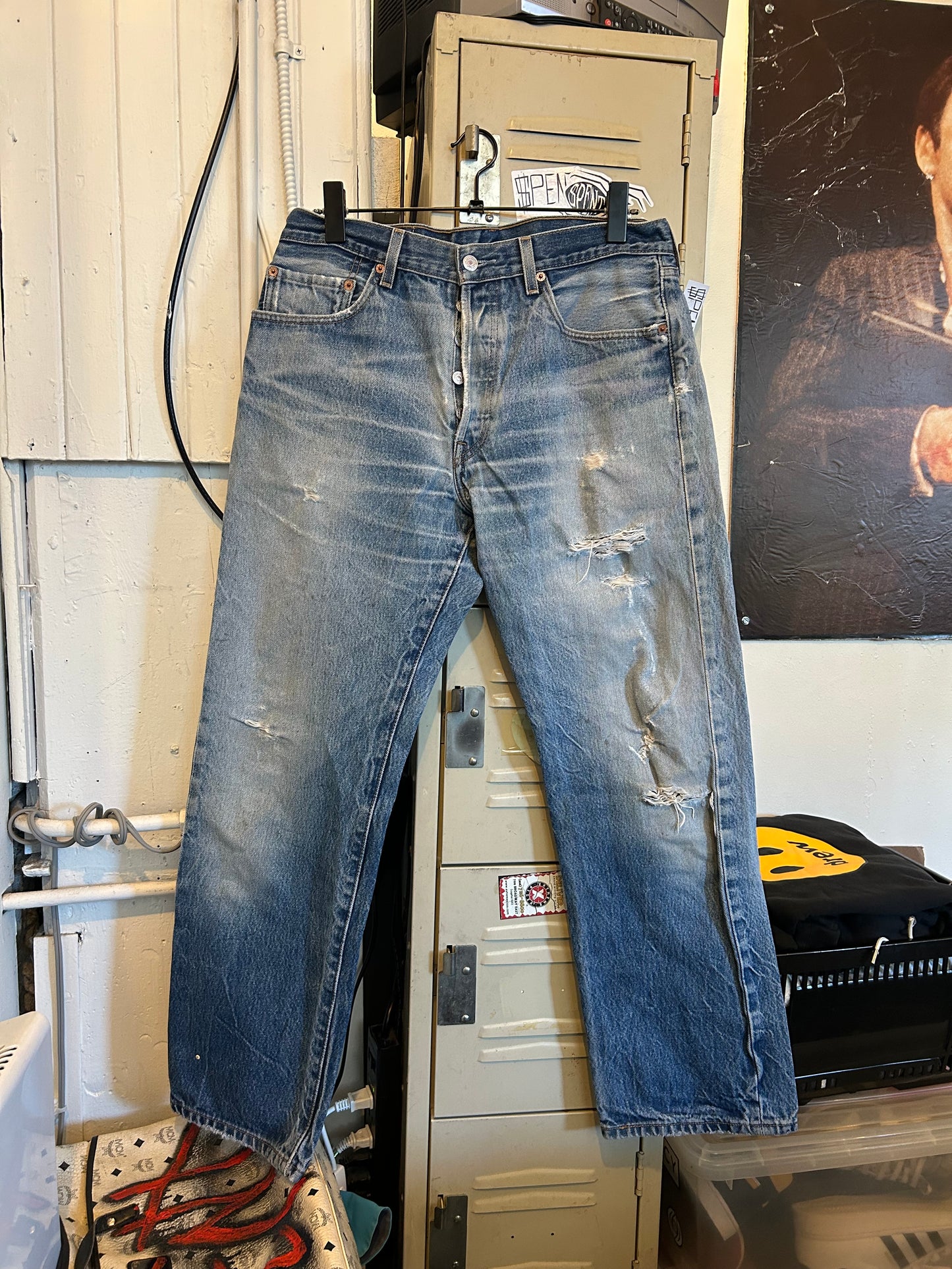 Distressed $pent Signature jeans