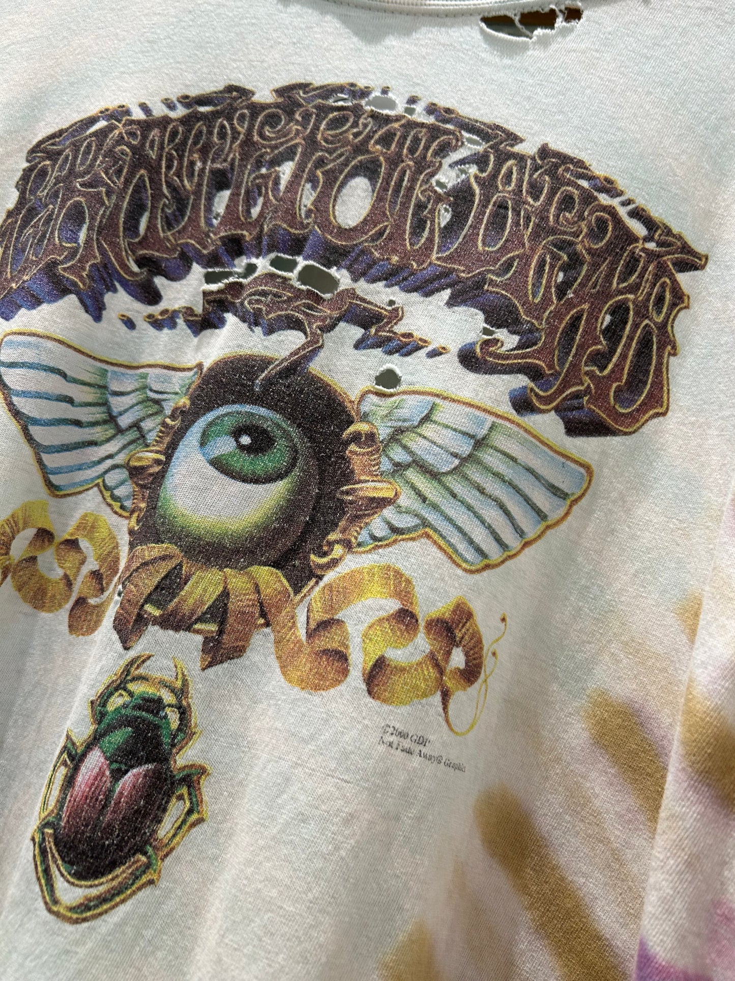 Thrashed Grateful Dead t shirt